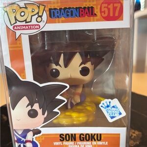 Son Goku Funko Pop! Animation Figure #517 Funko insider club exclusive